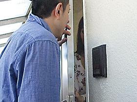 隣のおばちゃんが年の割りにはスケベな体なので「一発ヤラせて！」と迫ってみたら、予想以上のエロ展開に…！！4時間　サンプル画像11